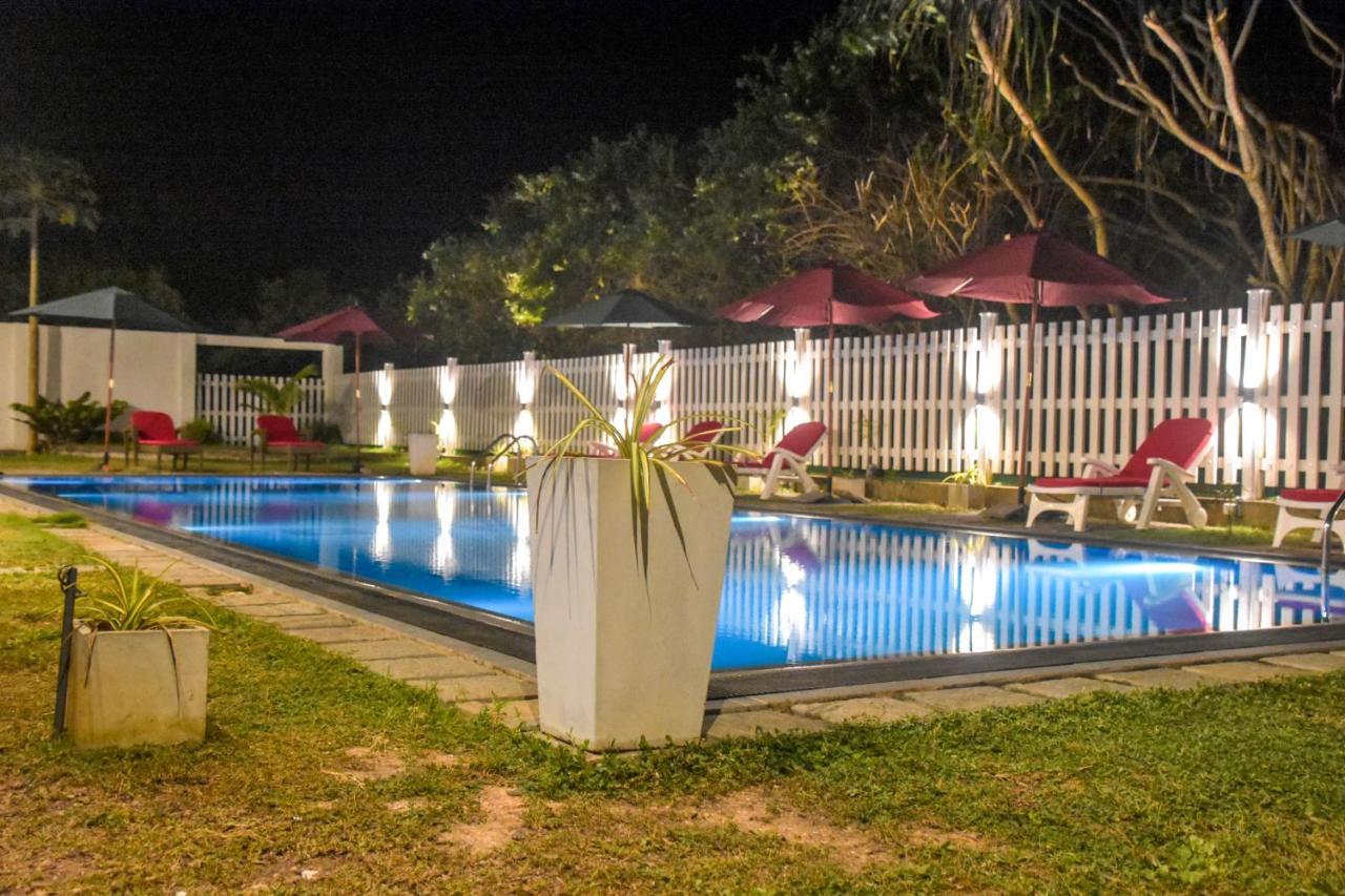 Ara Beach Resort מיריסה מראה חיצוני תמונה